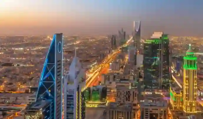 أمانة الرياض تعلن عن أسماء أحياء جديدة يتعين على سكانها دفع اشتراكات شهرية لمواقف سياراتهم وكشف قيمة الرسوم والاشتراكات