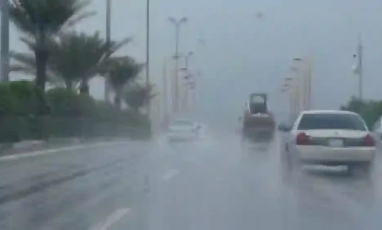 الأرصاد: طقس السبت يمزج بين الأمطار الغزيرة والحرارة الشديدة في بعض المناطق