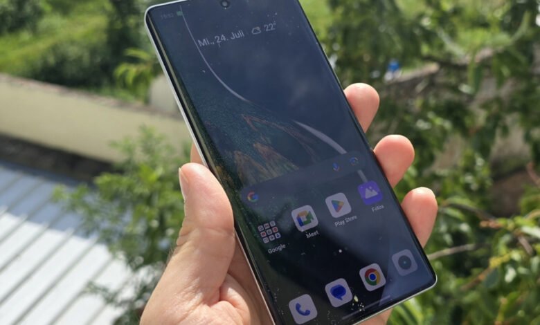 تسريب يكشف عن انتقال هواتف Realme لشاشات LTPS المدمجة