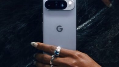 هاتف Google Pixel 10 يقدم مكالمات صوتية ومرئية عبر واتساب من خلال الأقمار الصناعية