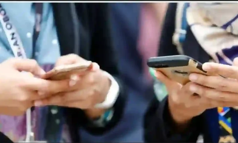 قرارات جديدة بشأن الجوالات للمسافرين إلى مصر ورسوم إضافية مفروضة عليهم