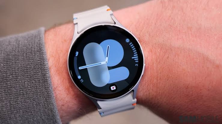 تحديث One UI 8 Watch Beta 4 يصل إلى ساعة Samsung Galaxy Watch7