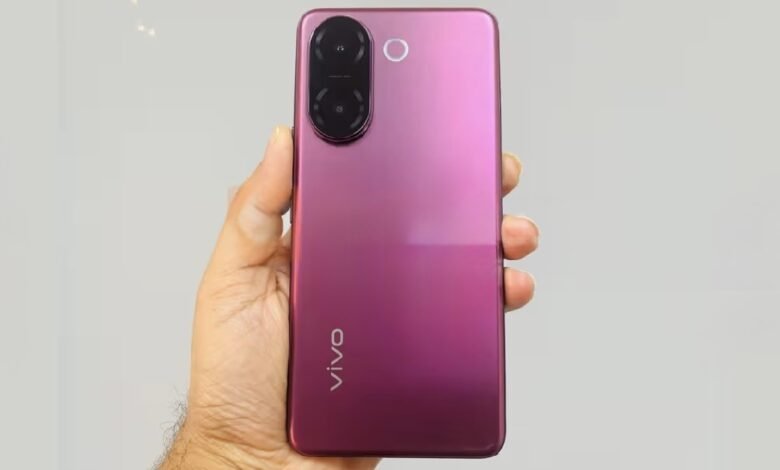 تسريبات تكشف صور ومواصفات وأسعار هاتف vivo V60e