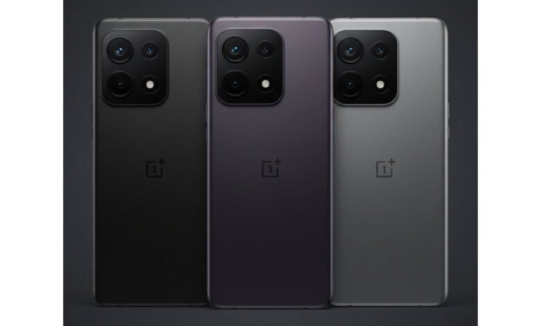 تسريبات تكشف عن أسماء ألوان هاتف OnePlus 15 ووزنه المتوقع