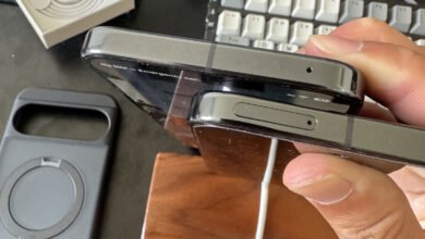 عملاء في أمريكا يحصلون على هواتف Pixel 10 بفتحات SIM بعد عملية الاستبدال