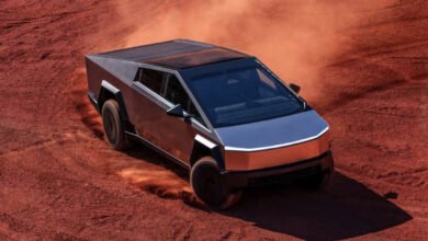 مصمم Tesla يكشف عن لمحات من Cyber SUV في التشكيلة المستقبلية