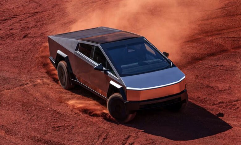 مصمم Tesla يكشف عن لمحات من Cyber SUV في التشكيلة المستقبلية