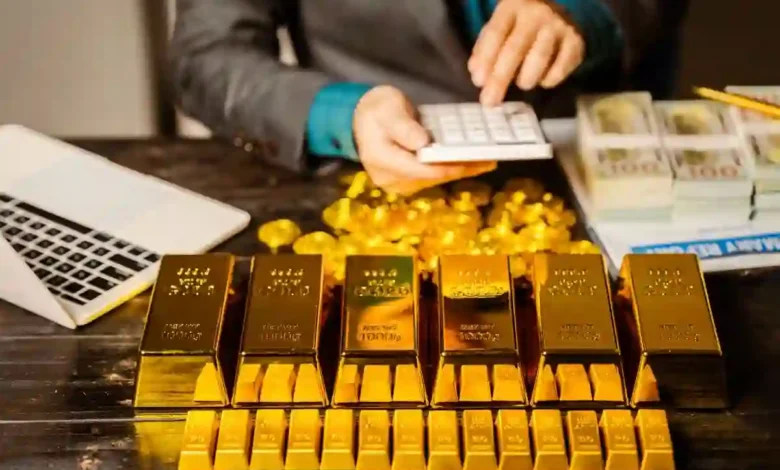 سعر جرام الذهب يبلغ 424 ريال وعيار 24 يرتفع عالياً في سوق الذهب السعودي اليوم