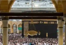 السعودية تشرح سبب فرض رسوم إضافية على أداء مناسك العمرة