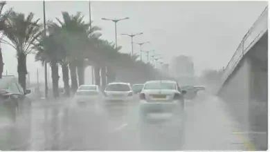 أمطار غزيرة من الثلاثاء إلى الجمعة تسبب جريان السيول وتقطع الطرقات، والأرصاد تحدد المناطق المتأثرة بالحالة المطرية