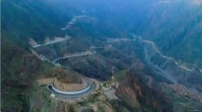 السعودية تفاجئ سكان الباحة بقرار حاسم بشأن عقبة الباحة وحركة السيارات فيها