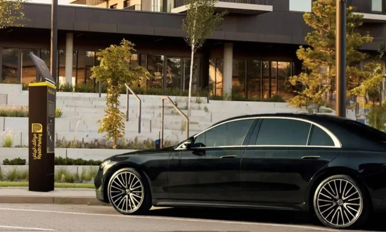 مواقف الرياض: تخفيض وإعفاء رسوم المواقف للفئات الجديدة بدءًا من صباح اليوم