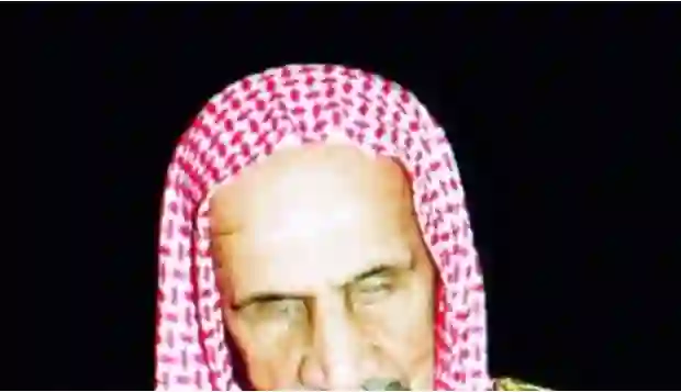 فتوى نادرة من أرشيف بن باز: الإفطار بعد شروق الشمس في رمضان ومعلومات لا يعرفها الكثيرون