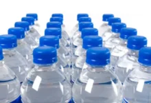 عاجل.. ساعات تفصل السعودية عن قرار جديد يغير طريقة واشتراطات بيع مياه الشرب في المملكة