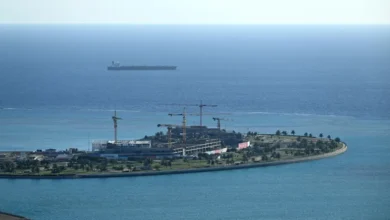 عاجل.. قرارات سعودية تربك العالم بشأن بيع نفطها للأسواق الدولية والسفن تتزاحم للاستفادة من الفرصة