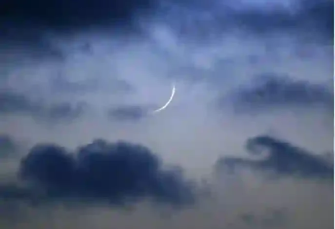 مصر تحدد رسمياً موعد أول أيام عيد الفطر وخبراء يوضحون سبب القرار المبكر