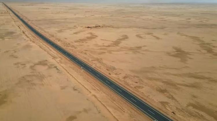 السعودية تحول جهودها في اليمن إلى ماكينة إنتاج مستمرة خلال شهر واحد فقط: كلمة السر في المسار الذهبي