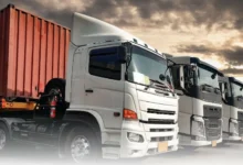 الجمارك السعودية تُعدل إجراءات الترانزيت: عبور مجاني ودون لوحات معدنية في حالات جديدة