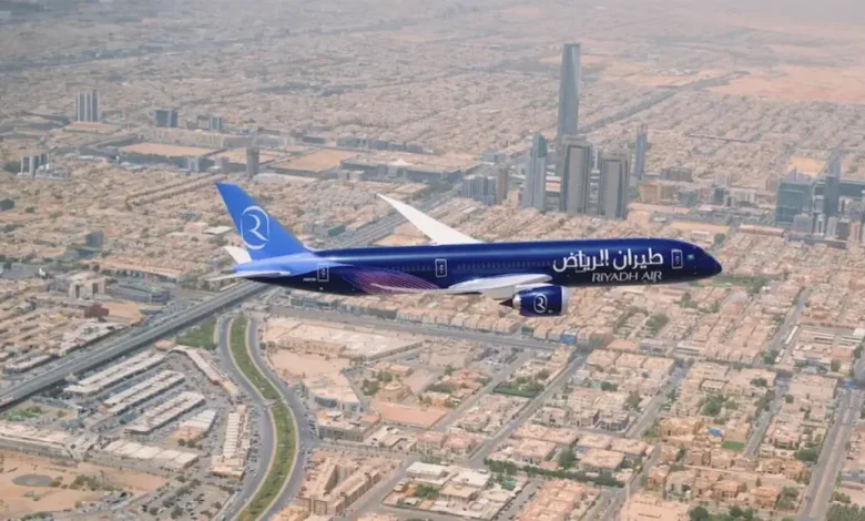 طيران الرياض يوجه ضربة قوية لشركات الطيران الخليجية في وقت حرج