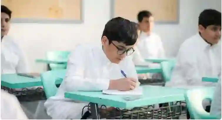 عاجل: قائمة المناطق المعنية بقرار تعليق الدراسة الجديد في جميع أنحاء المملكة