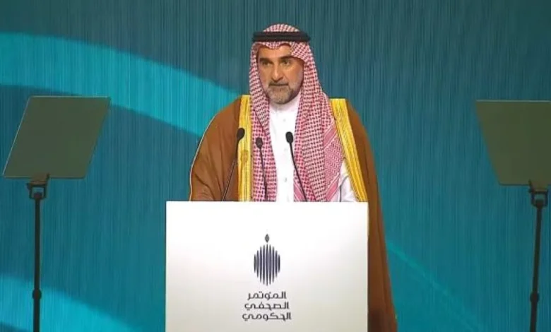 عاجل: ياسر الرميان يعلن عن المشاريع المتوقفة في نيوم بالسعودية