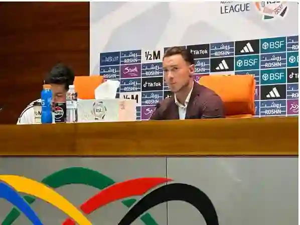 مدرب أهلي جدة يفاجئ جمهوره بعد الخسارة الثقيلة من الاتحاد بكشفه عن ركلة الجزاء غير المحتسبة: "لم تكن صحيحة أصلاً"